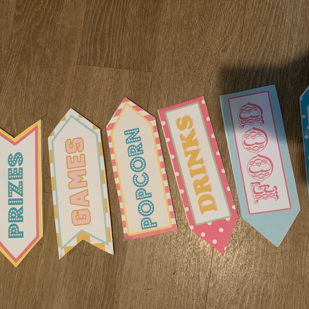 Carnival party decor